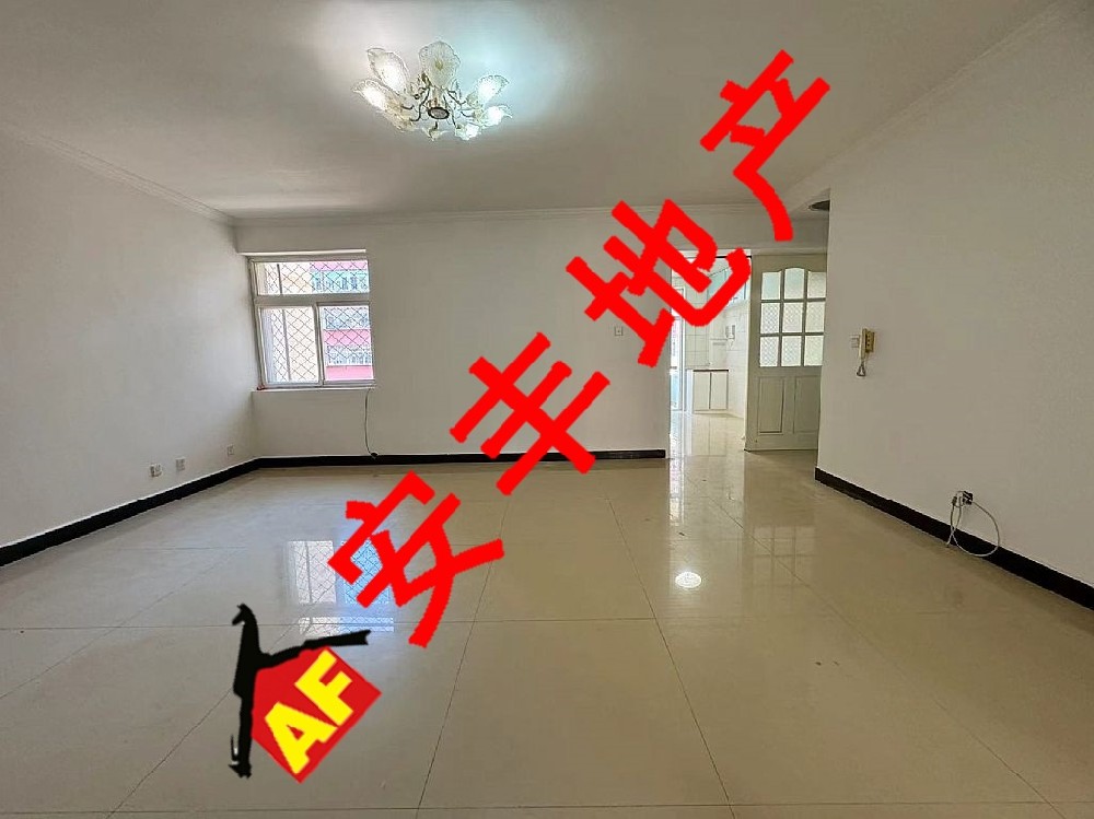 南苑小区 简装3居  96平 72万
